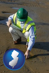 new-jersey map icon and an environmental engineer wearing a green safety helmet